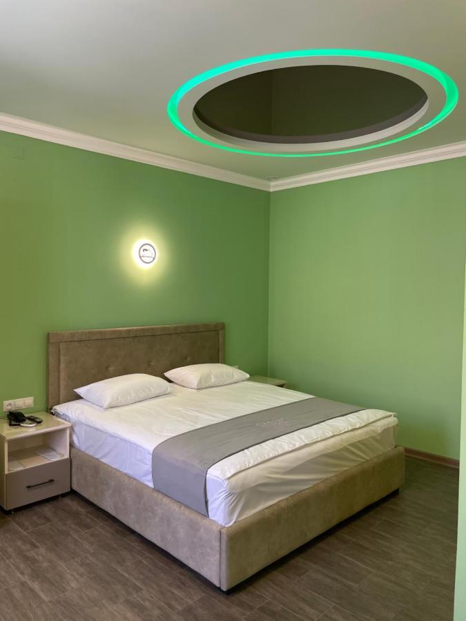 Central Hotel Gjumri Eksteriør billede
