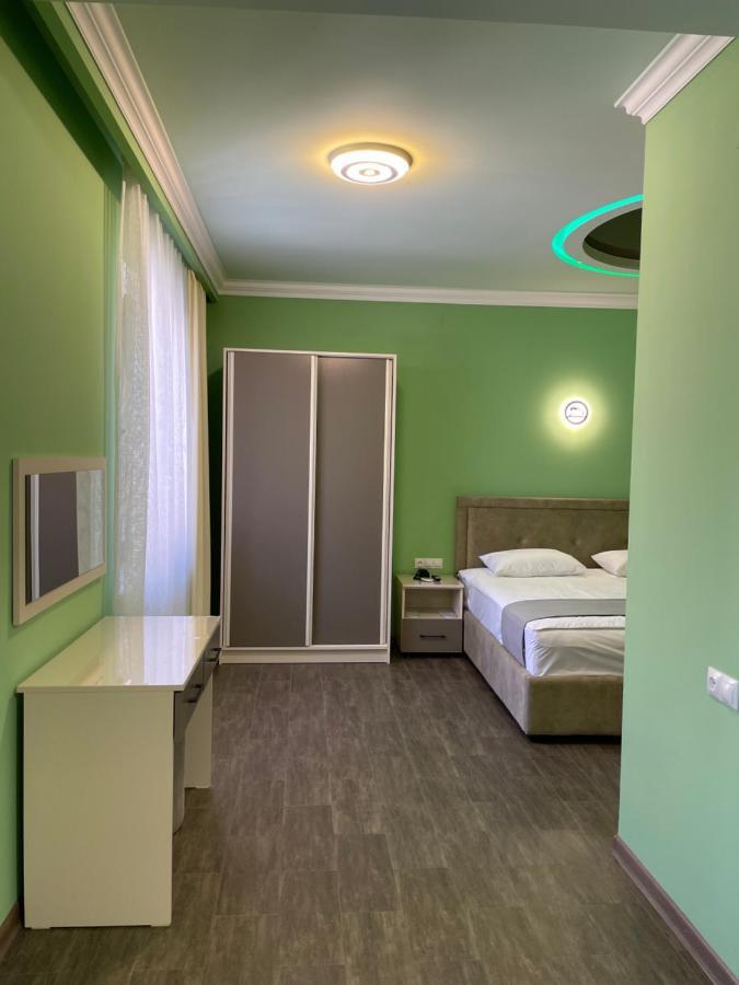 Central Hotel Gjumri Eksteriør billede