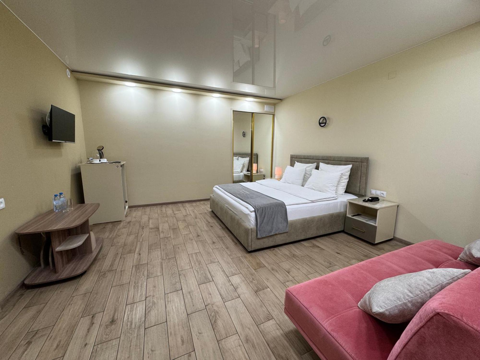 Central Hotel Gjumri Eksteriør billede